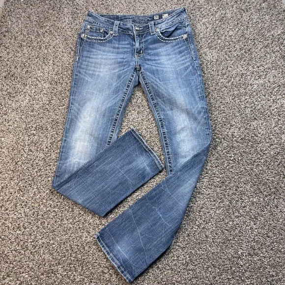 Miss Me Women's 30x33 Straight Leg Jeans Blue Embroidered Flap Pocket JE5917T3X - Picture 2 of 13